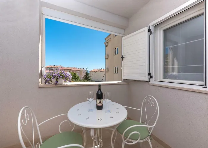 Ivona Apartment Makarska